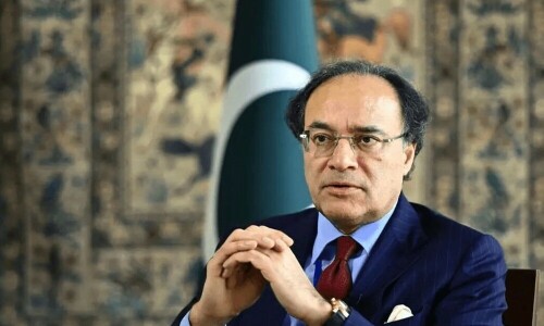 Trump tariffs: Pakistan to boost US imports, investments, Aurangzeb tells Bloomberg