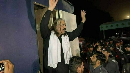 KP CM Gandapur faces arrest as Lahore ATC issues warrant in protest violence case