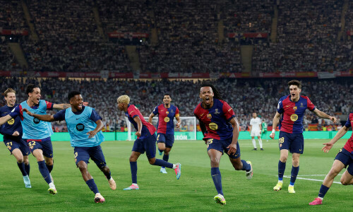 Barcelona sink Real Madrid in extra time to win Copa del Rey title