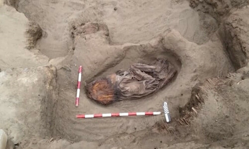 Elite 5,000 year-old woman&rsquo;s tomb unearthed in coastal Peru
