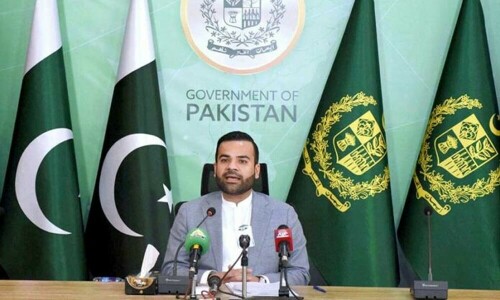 Pakistan preparing to challenge India&rsquo;s suspension of water treaty, minister says