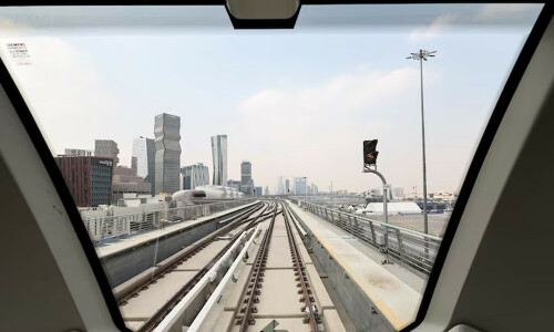 Saudi Arabia&rsquo;s non-oil business sector growth eases in April, PMI shows