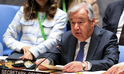 UN chief urges &lsquo;maximum restraint&rsquo; in India, Pakistan standoff