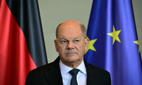 Scholz vows continued German support in last call with Zelensky