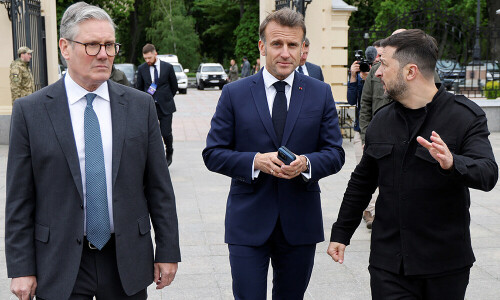 European leaders tell Putin to agree to Ukraine ceasefire or face new sanctions