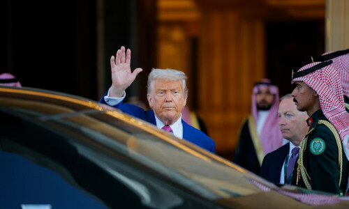 Trump says US to lift Syria sanctions, secures $600 billion Saudi deal