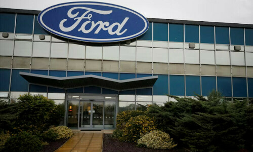 Ford to recall more than 273,000 vehicles Ford to recall more than 273,000 vehicles