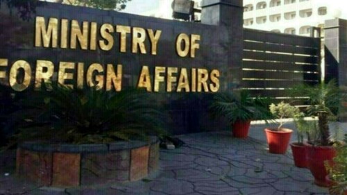 پاکستانی ایٹمی ہتھیاروں سے متعلق بھارتی وزیر دفاع کے بیان کی شدید مذمت کرتے ہیں، دفتر خارجہ