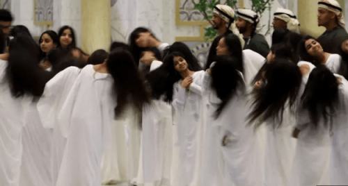 Traditional hair-swaying dance at Trump&rsquo;s UAE welcome sparks controversy