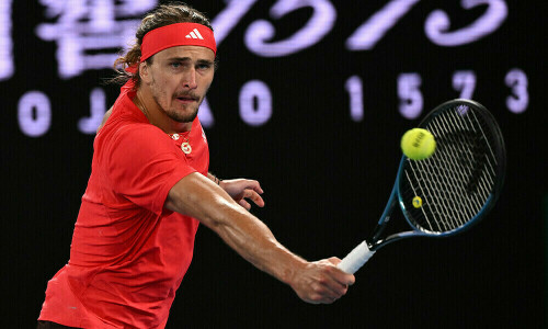 Alexander Zverev off to stellar start in Hamburg Alexander Zverev off to stellar start in Hamburg