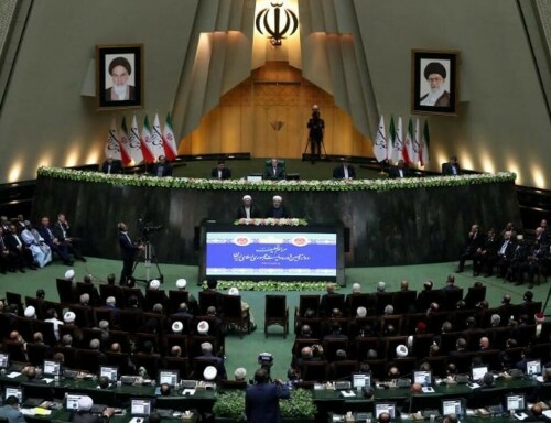 Iran parliament approves strategic pact with Russia