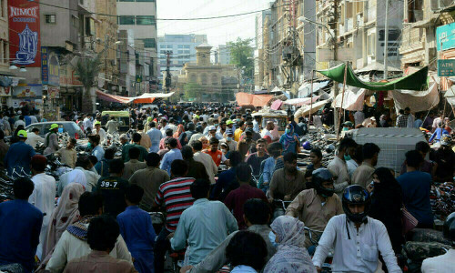 ممتاز ماہر معیشت کا این ایف سی ایوارڈ کو سیاسی اثرات سے پاک کرنے کا مطالبہ، نیا فارمولا تجویز
