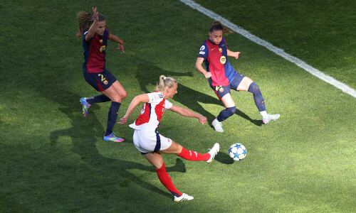 Arsenal stun Barca to win Champions League with late Blackstenius goal