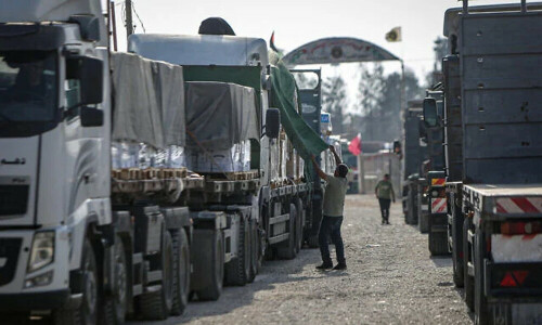 WHO says trucks with medical aid must be allowed into Gaza