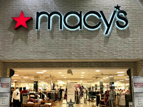 Macy&rsquo;s cuts annual profit forecast amid tariff uncertainty