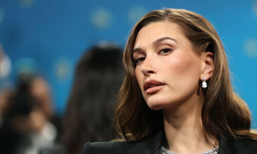 Hailey Bieber sells makeup brand Rhode to Elf Beauty in $1 billion deal Hailey Bieber sells makeup brand Rhode to Elf Beauty in $1 billion deal