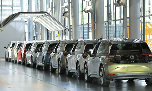 Volkswagen CEO flags &lsquo;massive&rsquo; US investments, &lsquo;fair&rsquo; tariff talks, newspaper reports