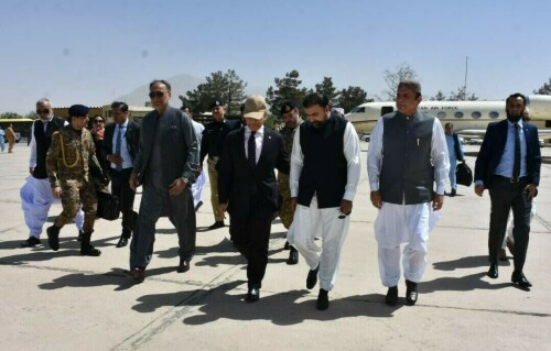 وزیراعظم شہباز شریف ایک روزہ دورے پر کوئٹہ پہنچ گئے