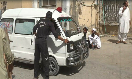 At least two killed, six injured in Quetta blast