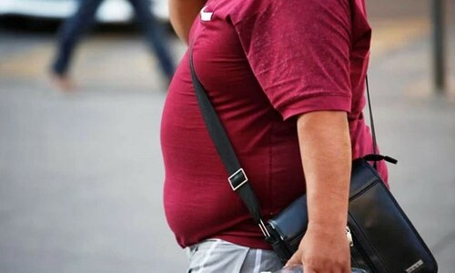 80pc adults have dangerous waistlines, experts warn