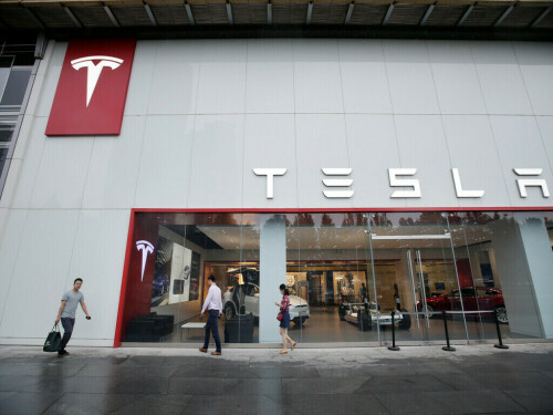 Tesla not keen on local production in India, minister says