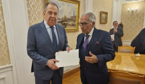 SAPM Fatemi delivers PM&rsquo;s letter to President Putin in meeting with Russian FM Lavrov