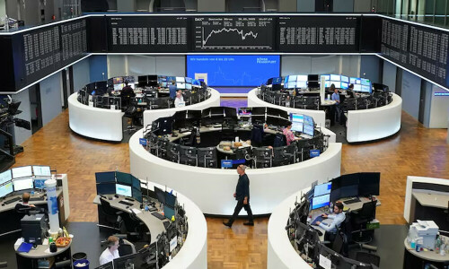 European shares edge higher ahead of ECB policy decision