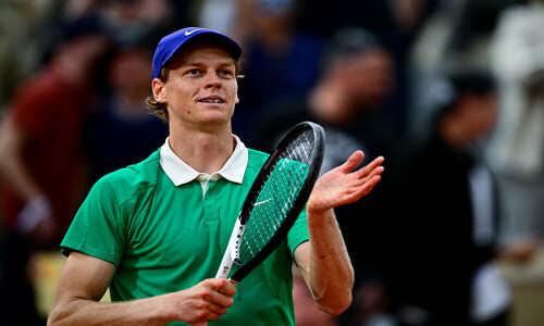 Sinner faces Djokovic as reigning champion Alcaraz eyes French Open final