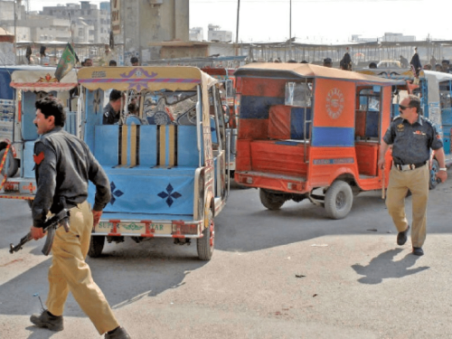 سندھ میں 4 سیٹوں والے رکشوں پر پابندی، ٹریفک قوانین میں وسیع اصلاحات کی تجویز