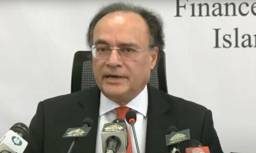 اقتصادی سروے 25-2024: پاکستان معاشی ترقی کا ہدف حاصل کرنے میں ناکام