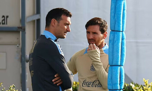 Argentina not overly reliant on Messi, says Scaloni