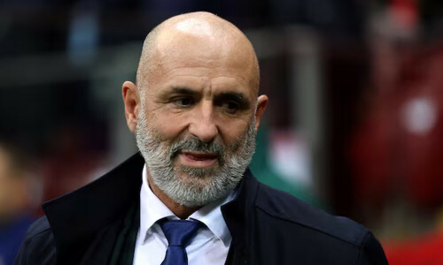 Poland manager Probierz resigns after row with Lewandowski
