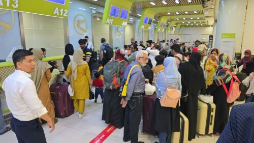 PIA&rsquo;s first special flight brings 107 stranded Pakistanis from Iran to Islamabad