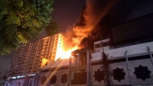 Fire at Karachi&rsquo;s Millennium Mall mostly extinguished; over 250 shops damaged: rescue official