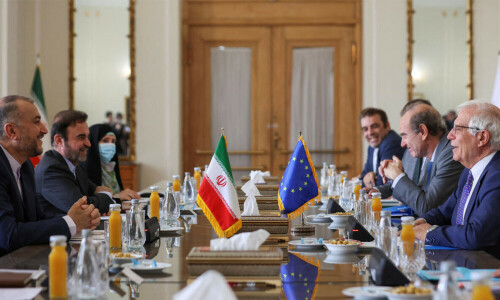 European powers urge Iran to continue US nuclear talks