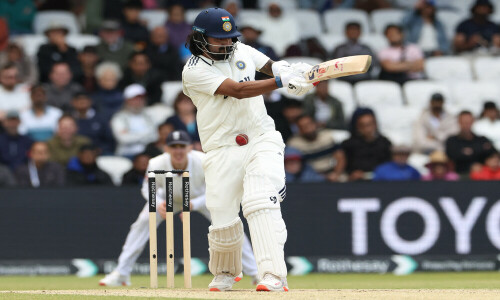 Rahul digs in as India build lead over England