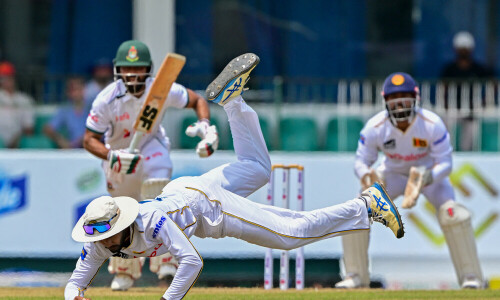 Bangladesh win toss, bat in second Sri Lanka Test