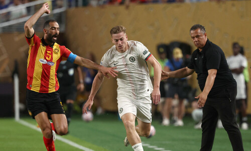 Chelsea east past Esperance and into Club World Cup last 16