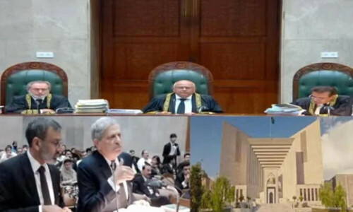 Supreme Court declares PTI not eligible for reserved seats