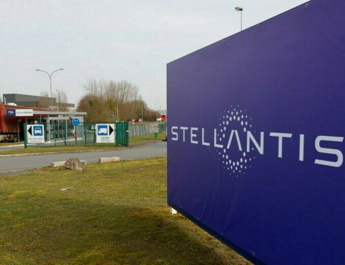 Stellantis to recall over 250,000 US vehicles due to improperly sealed air bag, NHTSA says