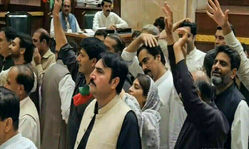 پنجاب اسمبلی کے اسپیکر نے حزبِ اختلاف کے 26 ارکان کو معطل کر دیا