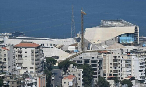 Israeli strikes on south Lebanon kill three: ministry
