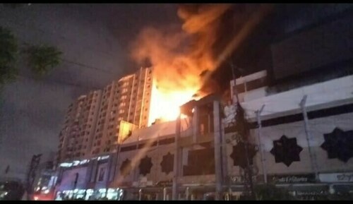 250 shops gutted in Karachi’s mall