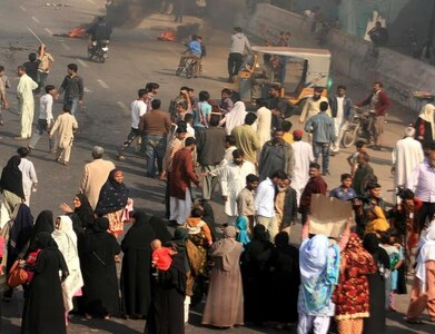Police use force to quell SEA protest
