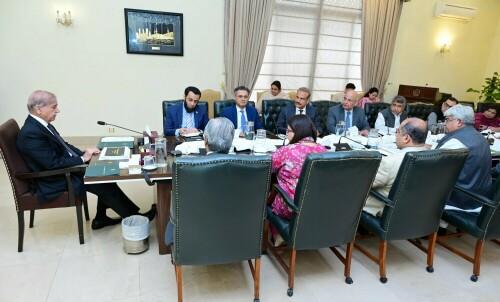 وزیراعظم کی تمام صنعتی پیداواری عمل کو ڈیجیٹائز کرنے کی ہدایت