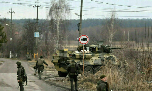 Russian strikes kill eight in Ukraine