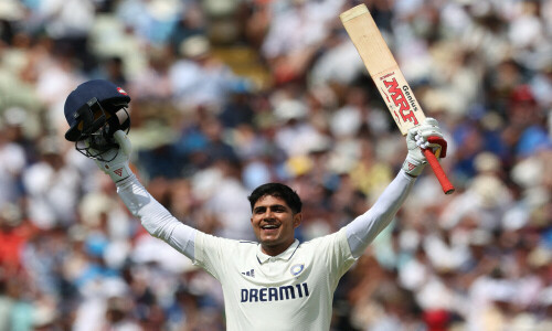 Record-breaking Gill double ton takes India to 564-7 against England