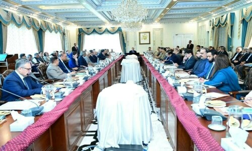پروکیورمنٹ قواعد: ایس آئی ایف سی کے اختیارات کے حوالے سے وزارت قانون کی رائے طلب