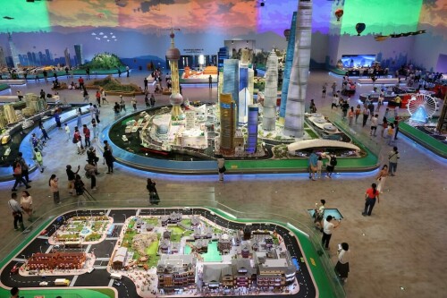 China&rsquo;s first Legoland resort packed on opening day despite heatwave