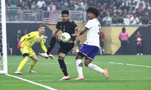 Mexico beat US 2-1 to win 10th Gold Cup title